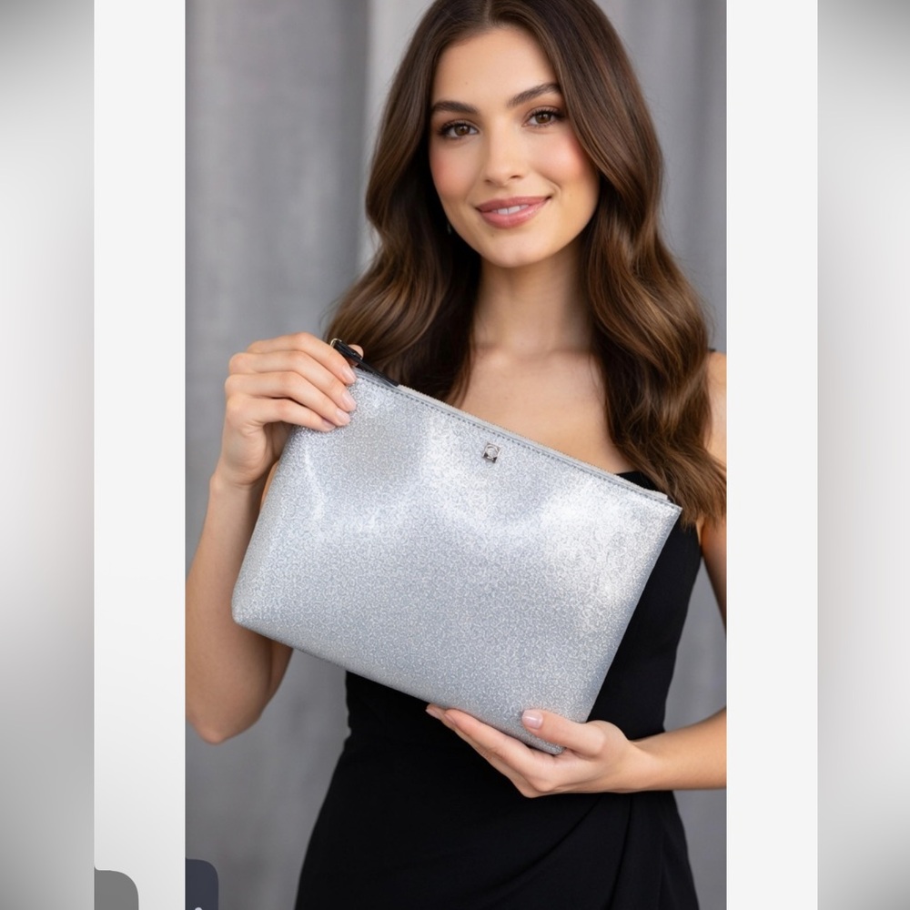 Kate Spade Mavis Silver Glitter Pouch Clutch bag EUC - Picture 1 of 8